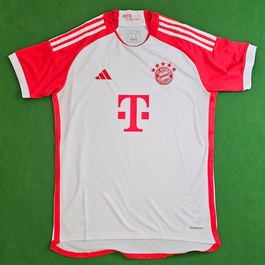 Bayern Munchen Home Kit 23/24 (Fan Version)