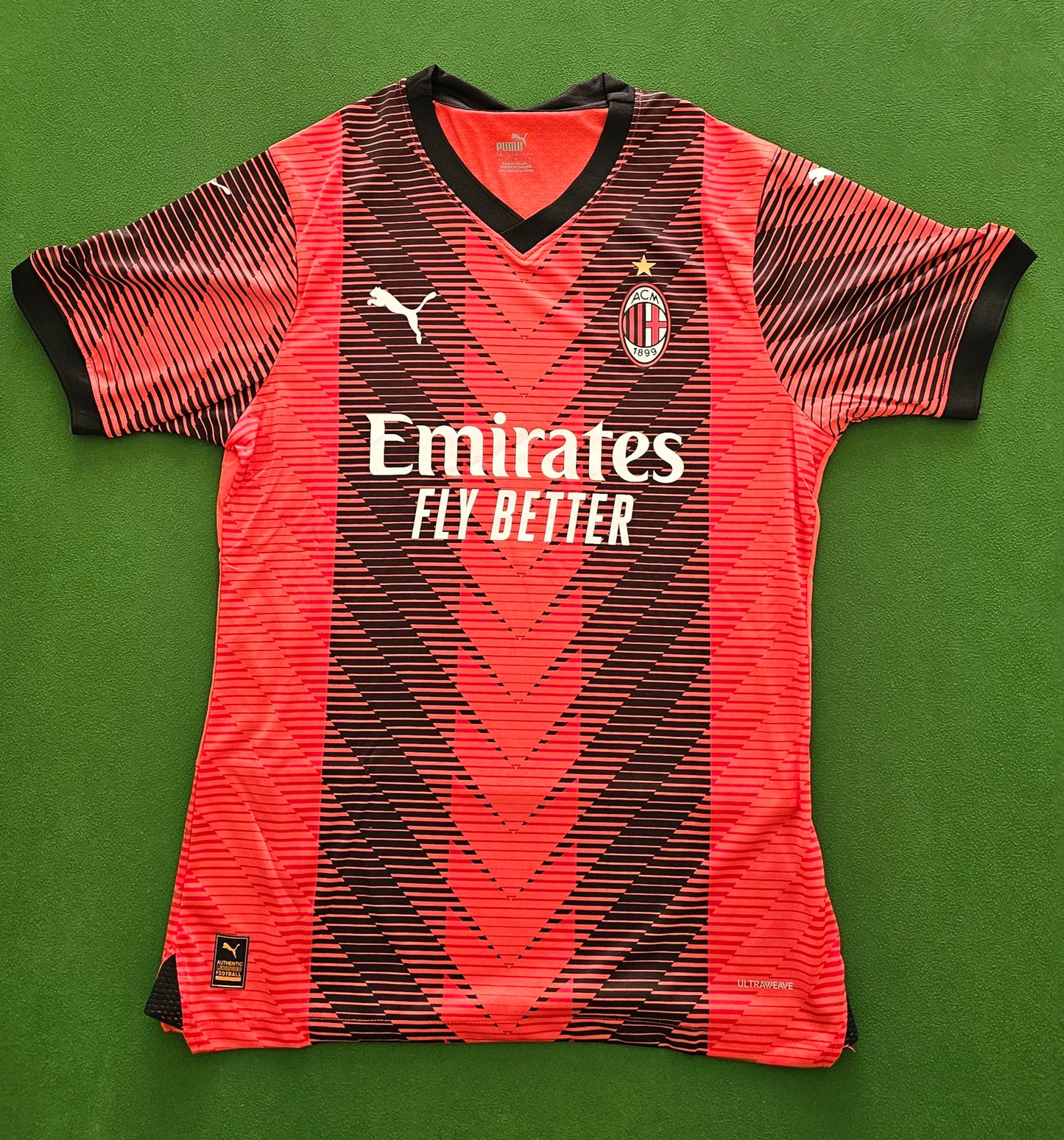 AC Milan Home Kit 23/24 (Player Version)