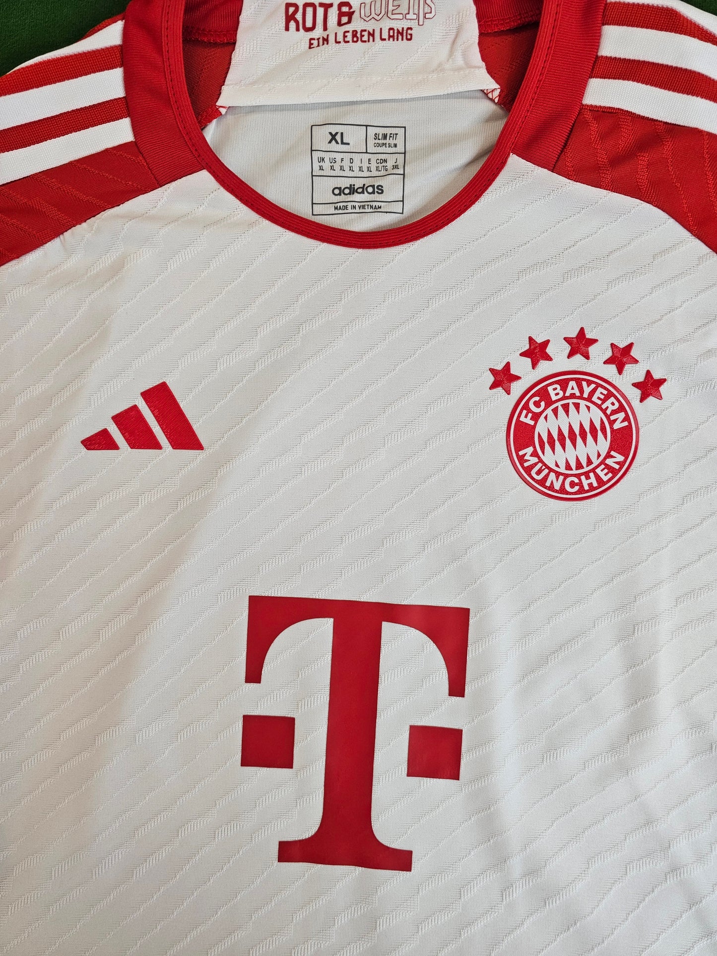 Bayern Munchen Home Kit 23/24 (Player Version)