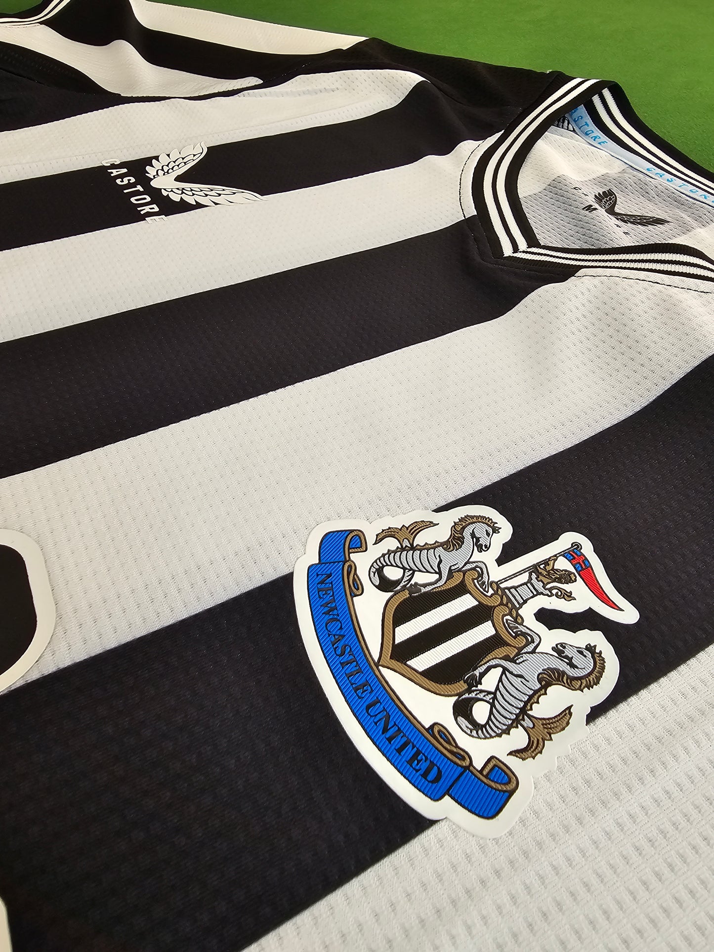 Newcastle United Home Kit 23/24 (Player Version)