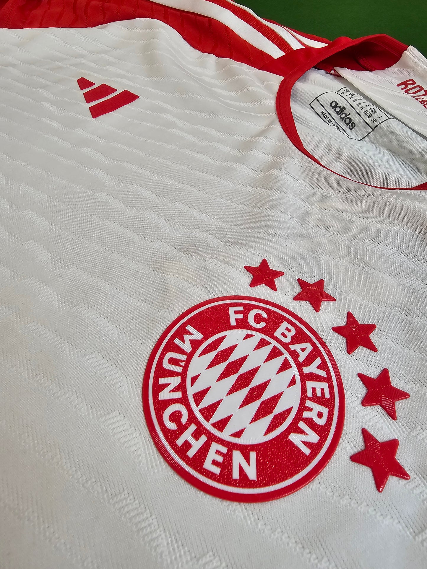 Bayern Munchen Home Kit 23/24 (Player Version)